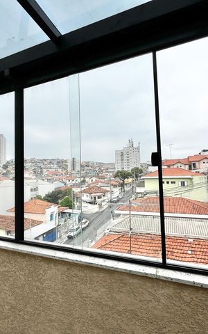 Apartamento à venda com 72m², 2 quartos e 1 vaga Apartamento à venda com 72m², 2 quartos e 1 vagaVaranda