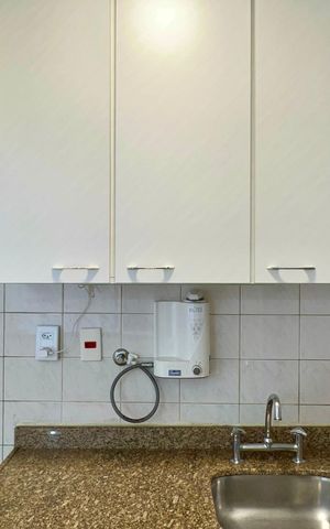 Apartamento à venda com 61m², 2 quartos e 2 vagas Apartamento à venda com 61m², 2 quartos e 2 vagasCozinha