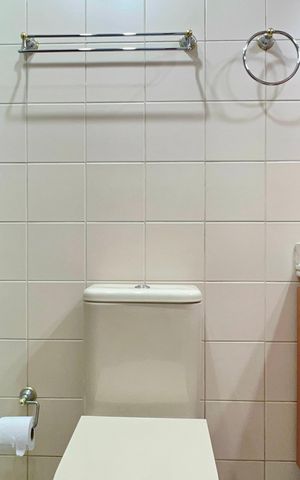 Apartamento à venda com 61m², 2 quartos e 2 vagas Apartamento à venda com 61m², 2 quartos e 2 vagasBanheiro