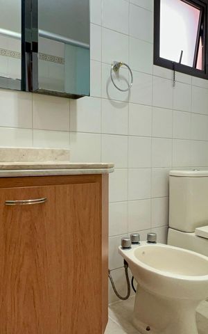 Apartamento à venda com 61m², 2 quartos e 2 vagas Apartamento à venda com 61m², 2 quartos e 2 vagasBanheiro da Suíte