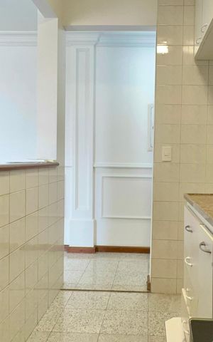 Apartamento à venda com 61m², 2 quartos e 2 vagas Apartamento à venda com 61m², 2 quartos e 2 vagasCozinha