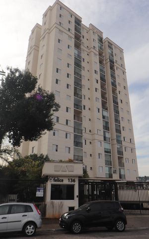 Apartamento à venda com 55m², 2 quartos e 1 vagaFachada