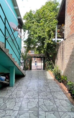 Casa à venda com 120m², 3 quartos e 2 vagas Casa à venda com 120m², 3 quartos e 2 vagasQuintal