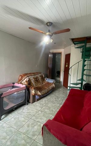 Casa à venda com 120m², 3 quartos e 2 vagas Casa à venda com 120m², 3 quartos e 2 vagasSala