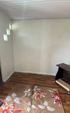 Casa à venda com 120m², 3 quartos e 2 vagas Casa à venda com 120m², 3 quartos e 2 vagasQuarto 1