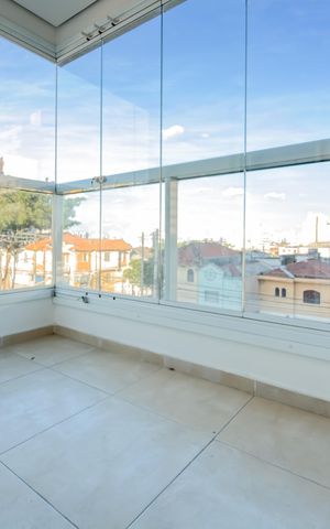 Apartamento à venda com 107m², 3 quartos e 2 vagas Apartamento à venda com 107m², 3 quartos e 2 vagasVaranda da Suíte 2