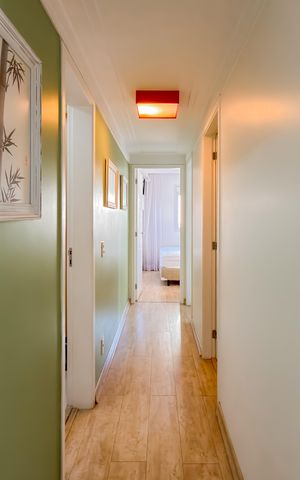 Apartamento à venda com 107m², 3 quartos e 2 vagas Apartamento à venda com 107m², 3 quartos e 2 vagasCorredor