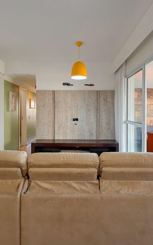 Apartamento à venda com 107m², 3 quartos e 2 vagas Apartamento à venda com 107m², 3 quartos e 2 vagasSala