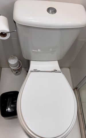 Apartamento à venda com 85m², 3 quartos e 1 vaga Apartamento à venda com 85m², 3 quartos e 1 vagaBanheiro da Suíte