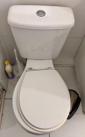 Apartamento à venda com 85m², 3 quartos e 1 vaga Apartamento à venda com 85m², 3 quartos e 1 vagaBanheiro Social