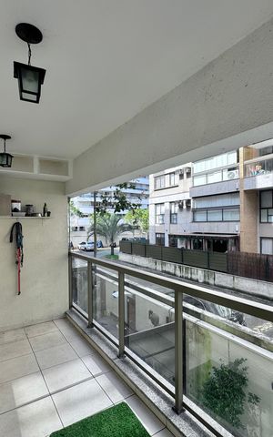 Apartamento à venda com 85m², 3 quartos e 1 vaga Apartamento à venda com 85m², 3 quartos e 1 vagaVaranda