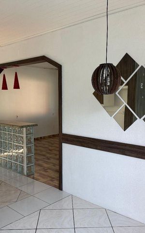 Casa à venda com 150m², 3 quartos e 2 vagas