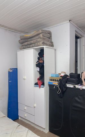Casa para alugar com 150m², 1 quarto e 1 vaga Casa para alugar com 150m², 1 quarto e 1 vagaSala/Quarto
