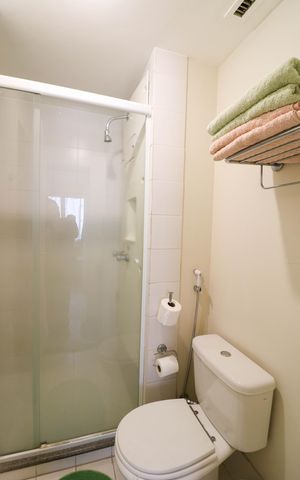 Apartamento à venda com 42m², 2 quartos e 1 vaga Apartamento à venda com 42m², 2 quartos e 1 vagaBanheiro