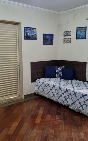 Casa à venda com 220m², 3 quartos e 2 vagas Casa à venda com 220m², 3 quartos e 2 vagasQuarto 2