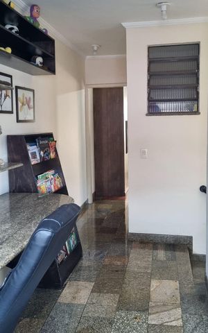 Casa à venda com 220m², 3 quartos e 2 vagas Casa à venda com 220m², 3 quartos e 2 vagasCorredor