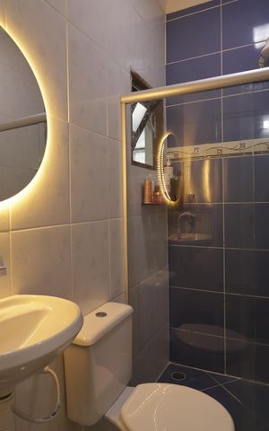Casa de condomínio para alugar com 116m², 3 quartos e 1 vagaBanheiro social