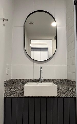 Studio à venda com 27m², 0 quarto e sem vaga Studio à venda com 27m², 0 quarto e sem vagaBanheiro