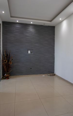 Casa à venda com 80m², 1 quarto e sem vaga Casa à venda com 80m², 1 quarto e sem vagaSala