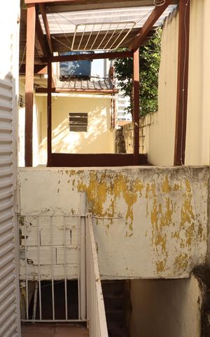 Casa para alugar com 180m², 2 quartos e 1 vagaÁrea de serviço