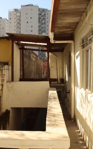 Casa para alugar com 180m², 2 quartos e 1 vagaÁrea de serviço