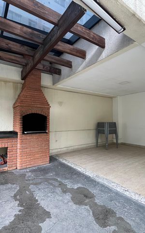 Apartamento para alugar com 43m², 2 quartos e 1 vaga Apartamento para alugar com 43m², 2 quartos e 1 vagaÁrea comum - Salão de festas