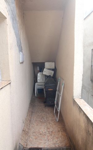 Casa à venda com 300m², 3 quartos e 3 vagasÁrea de Serviço