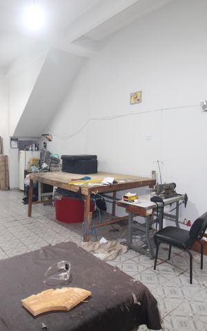 Casa à venda com 300m², 3 quartos e 3 vagasGaragem