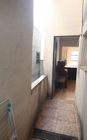 Casa à venda com 300m², 3 quartos e 3 vagasÁrea de Serviço