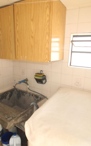 Casa à venda com 300m², 3 quartos e 3 vagasÁrea de Serviço