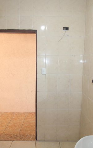 Casa à venda com 300m², 3 quartos e 3 vagasBanheiro Social 2