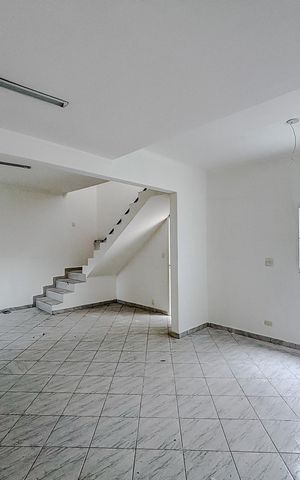 Casa para alugar com 100m², 2 quartos e sem vagaSala