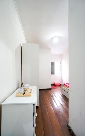 Casa para alugar com 240m², 3 quartos e 2 vagas Casa para alugar com 240m², 3 quartos e 2 vagasSuíte
