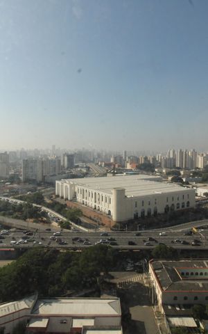 Apartamento à venda com 53m², 2 quartos e 1 vagaVista da Varanda da Sala