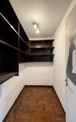 Casa para alugar com 240m², 4 quartos e 1 vaga