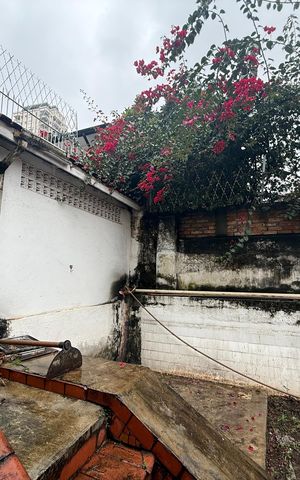 Casa para alugar com 240m², 4 quartos e 1 vaga