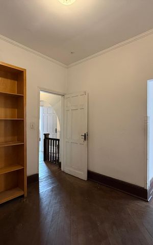 Casa para alugar com 240m², 4 quartos e 1 vaga