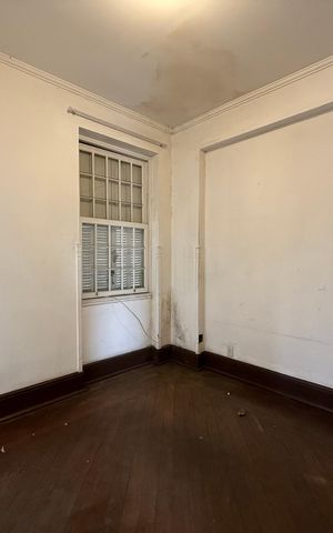 Casa para alugar com 240m², 4 quartos e 1 vaga