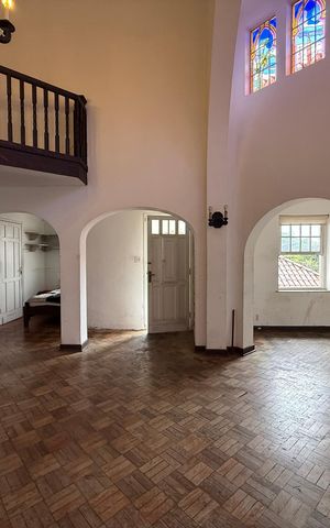 Casa para alugar com 240m², 4 quartos e 1 vaga