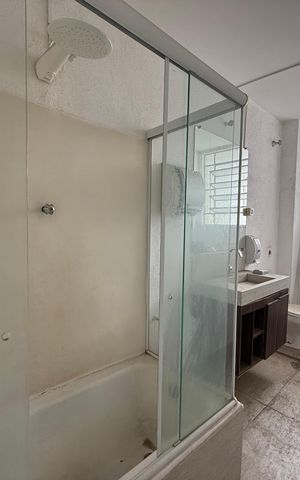 Casa para alugar com 240m², 4 quartos e 1 vaga