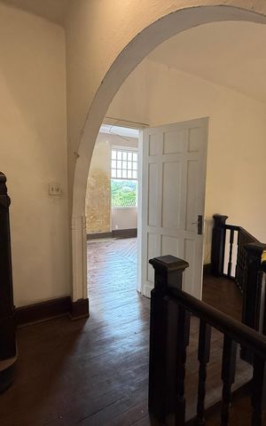 Casa para alugar com 240m², 4 quartos e 1 vaga
