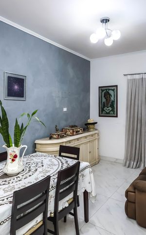 Apartamento à venda com 69m², 2 quartos e sem vagaSala