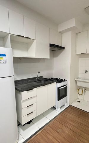 Apartamento à venda com 33m², 2 quartos e sem vaga Apartamento à venda com 33m², 2 quartos e sem vagaCozinha e Área de Serviço