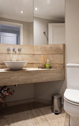 Apartamento à venda com 310m², 4 quartos e 5 vagas Apartamento à venda com 310m², 4 quartos e 5 vagasLavabo