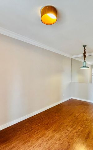 Apartamento à venda com 80m², 3 quartos e 2 vagas Apartamento à venda com 80m², 3 quartos e 2 vagasSala