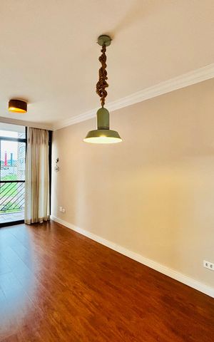 Apartamento à venda com 80m², 3 quartos e 2 vagas Apartamento à venda com 80m², 3 quartos e 2 vagasSala