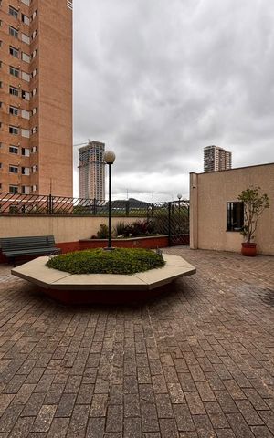 Apartamento à venda com 80m², 3 quartos e 2 vagas Apartamento à venda com 80m², 3 quartos e 2 vagasÁrea comum