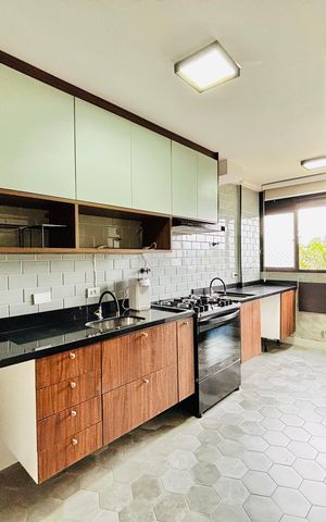 Apartamento à venda com 80m², 3 quartos e 2 vagas Apartamento à venda com 80m², 3 quartos e 2 vagasCozinha