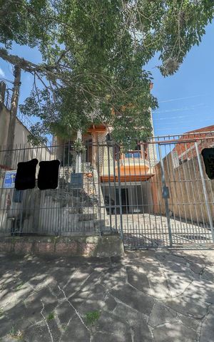 Casa à venda com 400m², 4 quartos e 4 vagasFachada/Placa