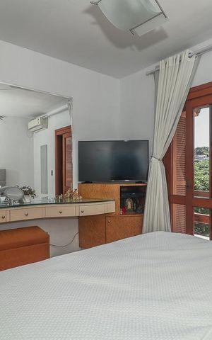 Casa à venda com 400m², 4 quartos e 4 vagasSuíte